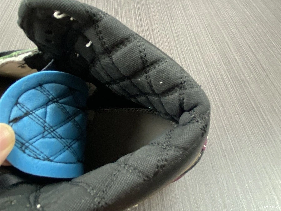 4   x Air Jordan May “Camo” Aleali DJ1193-200 0513